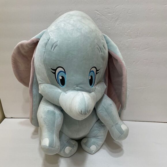 TWO ADORABLE DISNEY‎ DUMBO THE ELEPHANT - Picture 2 of 15
